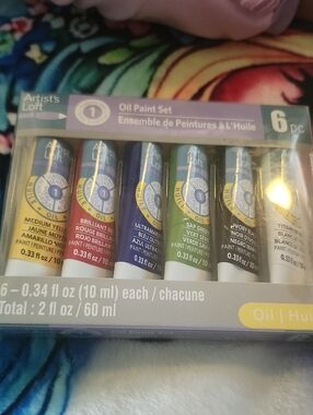 Artist's Loft 6-Piece Oil Paint Set - Yellow, Red, Blue, Green, Black, White